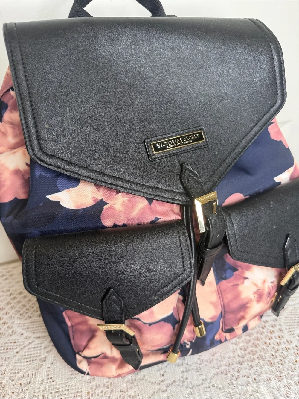 Victoria's Secret getaway cargo faux leather blue pink Floral Backpack - Picture 3 of 8